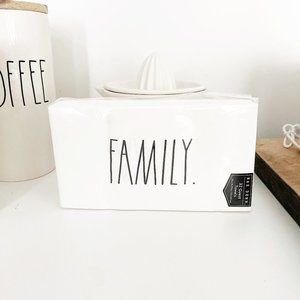 ✨ NWT Family Napkins | Rae Dunn
